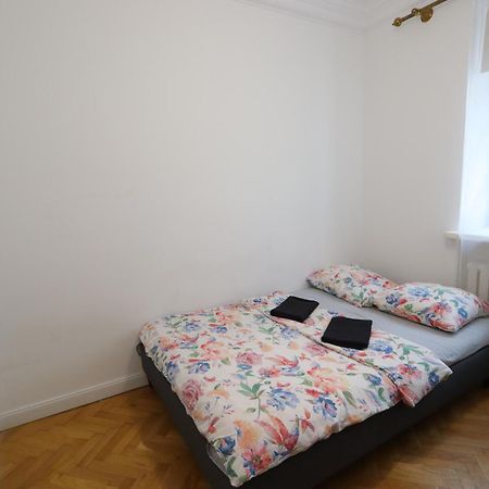 Fantastic Waw - Room - K2 Warschau Exterior foto
